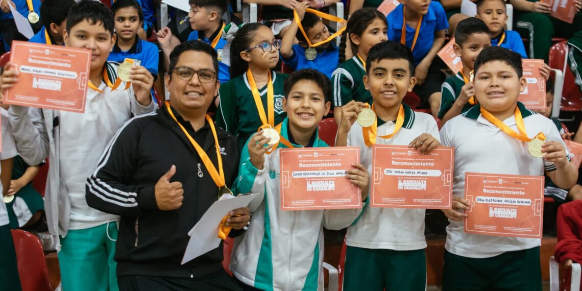Premian a participantes del Mundialito Guadalupe 2026