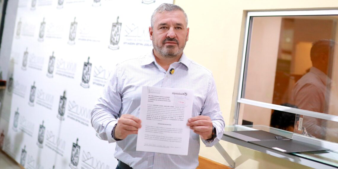 Javier Caballero aboga para que elementos de auxilio accedan a créditos bancarios