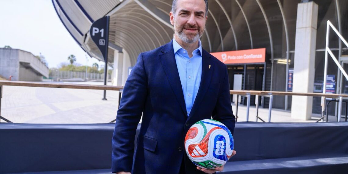 Adrián de la Garza será vicepresidente del Comité FIFA 2026 NL