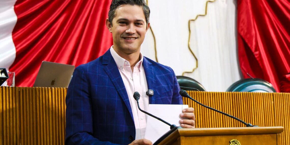 Armando Víctor Gutiérrez impulsa estudios hídricos para ganadería