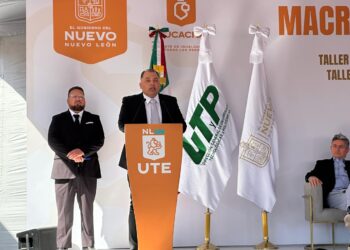 Universidad Tecnológica de Escobedo conecta a estudiantes con 5 mil vacantes