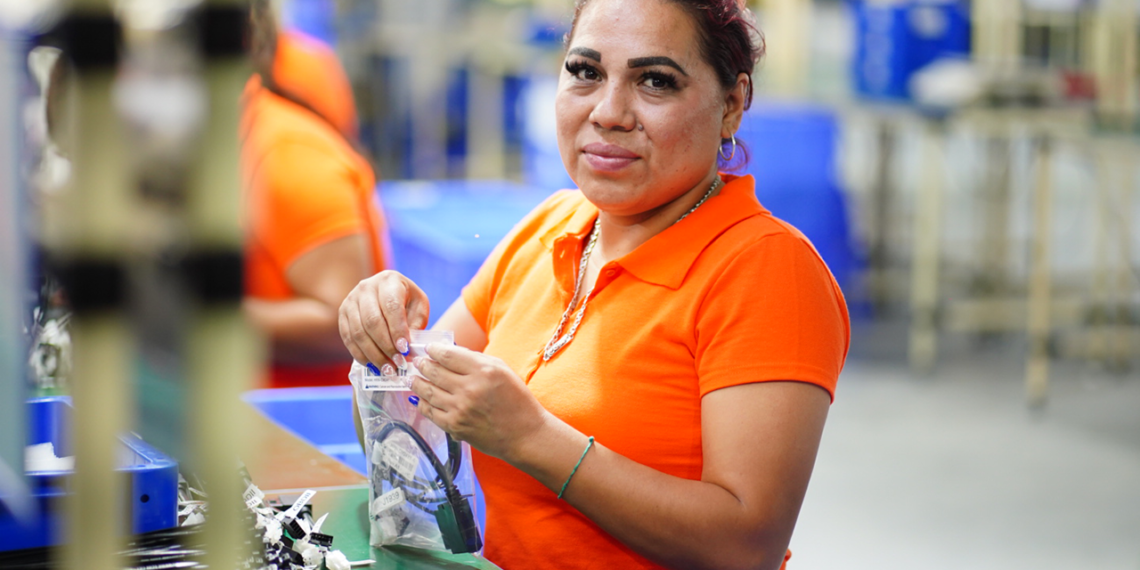 Nuevo León lidera generación de empleo manufacturero al iniciar 2026