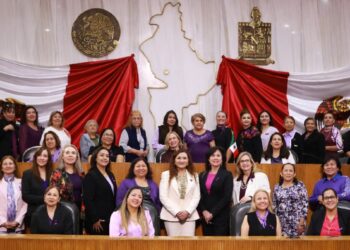 Realizan “Legisladoras por un Día” para impulsar liderazgo femenino en Monterrey