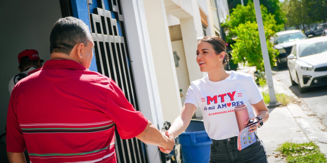 Arranca Lorena de la Garza campaña de fumigación en colonias de Monterrey