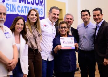 DIF Monterrey lanza programa gratuito “Mty se ve mejor sin cataratas”
