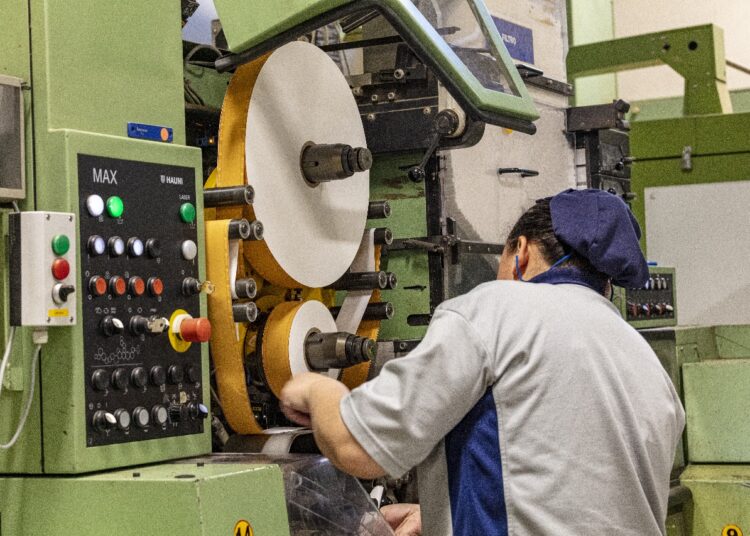 CAINTRA reconoce liderazgo y aportación de las mujeres en la industria