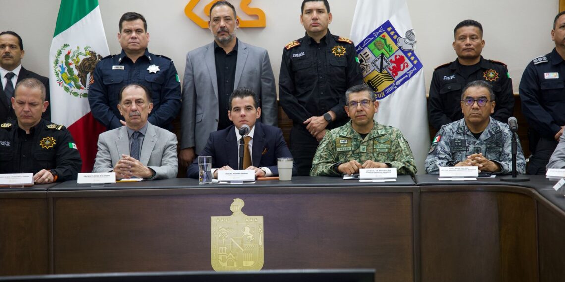 Miguel Flores asegura que no hay riesgo en carril cerrado de Morones Prieto