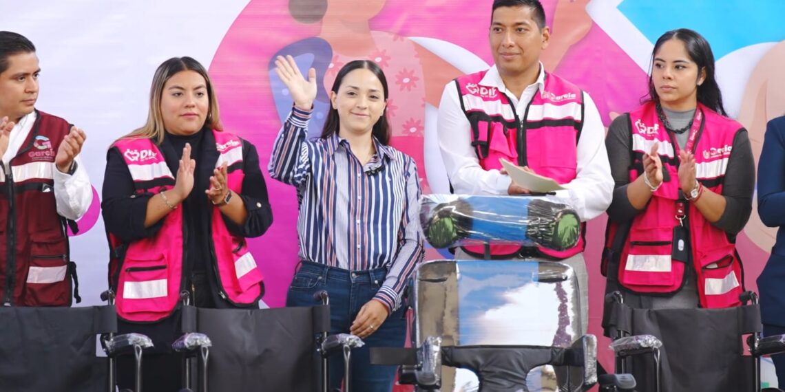 Movilidad Digna del DIF García beneficia a adultos mayores con apoyos funcionales