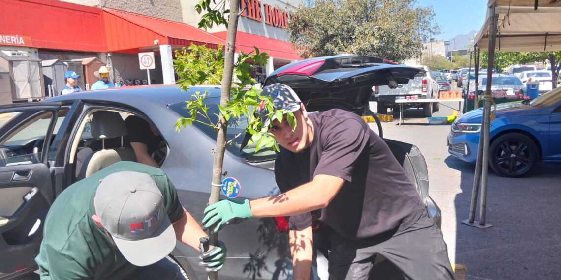 Monterrey impulsa reforestación con nueva edición de “Adopta un Árbol”