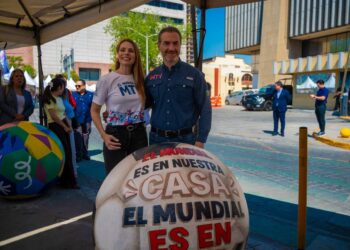 Monterrey inaugura “Balones con Arte Regio” en el Centro