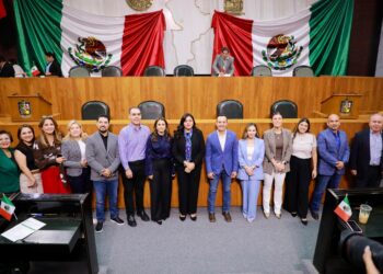Bloquean MC y Morena avance del Presupuesto estatal 2026 en Nuevo León