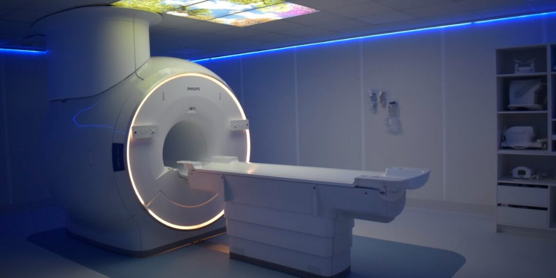 IMSS Nuevo León moderniza unidades médicas con alta tecnología