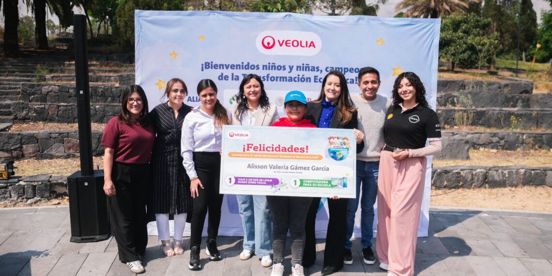 Niña de Nuevo León propone solución al aire contaminado desde su escuela