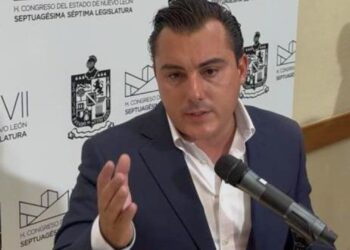 García pone el ejemplo en pavimentación, ahorra 60% del costo con materiales de alta calidad
