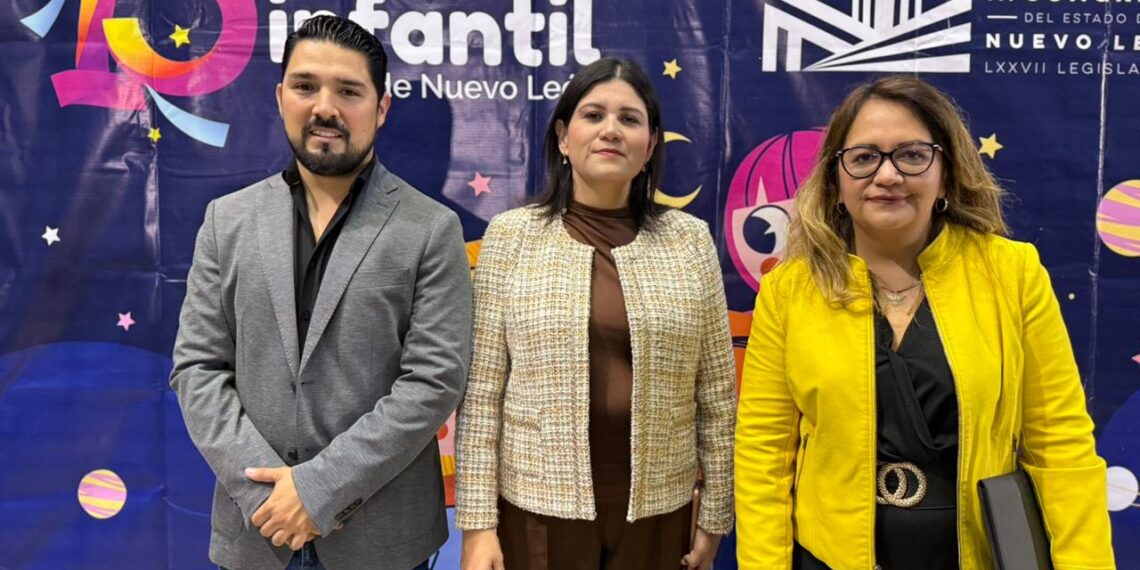 IEEPCNL entrega constancias a diputadas y diputados infantiles
