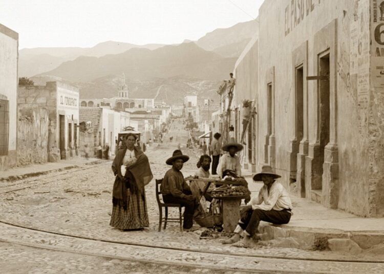 “Nuevas Voces en la Historia” rescata relatos olvidados de Nuevo León