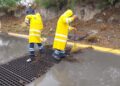 Monterrey limpia 2,500 parrillas pluviales para prevenir encharcamientos