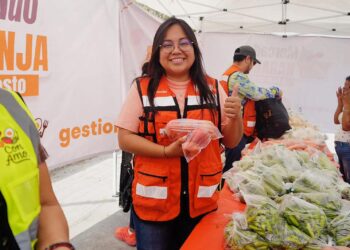 Marisol González impulsa ahorro familiar con “Mercado Naranja” en Santa Catarina