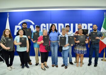 Itzel Castillo gestiona testamentos gratuitos a vecinos de Guadalupe