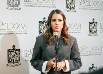 Lorena de la Garza cuestiona cifras de inversión extranjera de Nuevo León