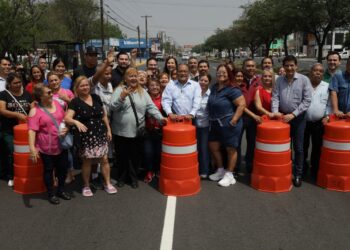 Escobedo moderniza Av. Raúl Salinas
