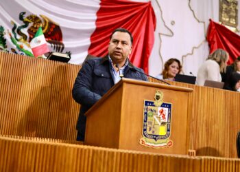 José Manuel Valdez propone asesoría jurídica gratuita desde los municipios en NL
