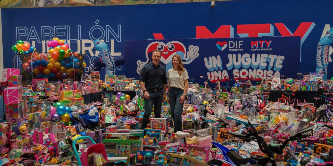 DIF Monterrey reúne 10 mil juguetes en un día