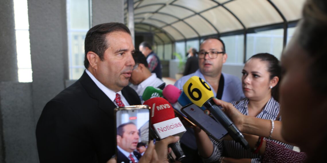 PRI NL arremete contra Morena y pide su registro