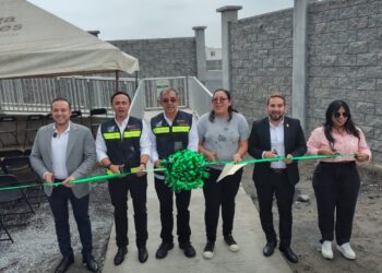 Nuevo puente peatonal en Ciénega de Flores busca brindar mayor seguridad a las familias