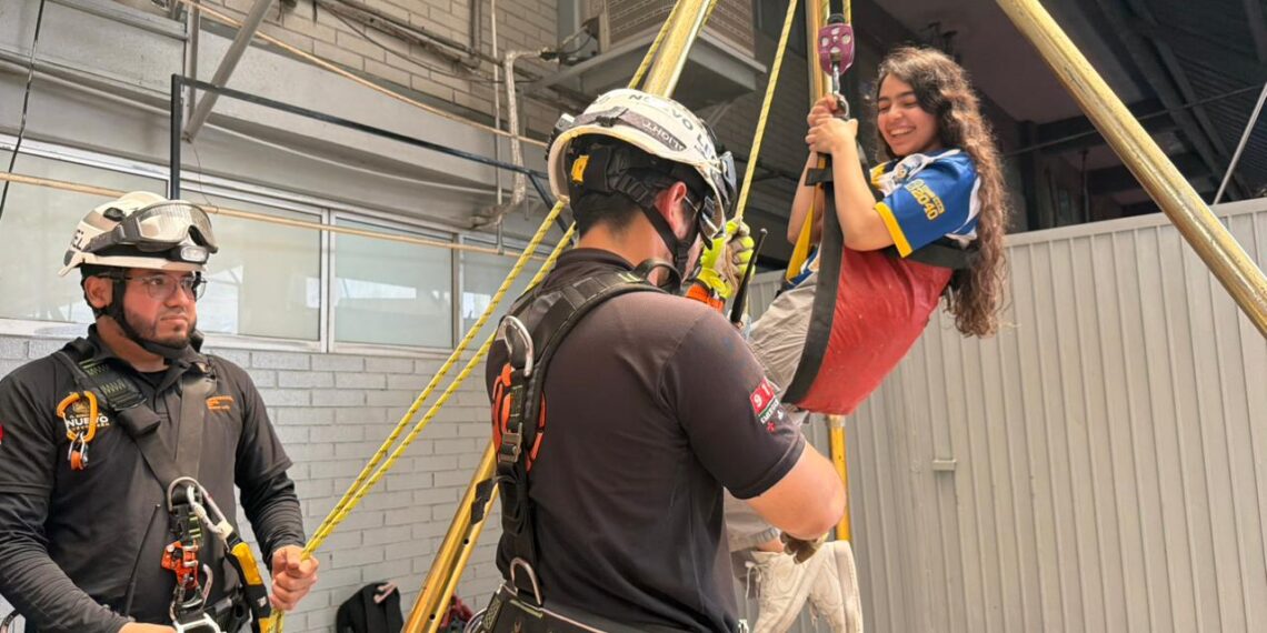 Protección Civil Nuevo León fortalece cultura de prevención en Preparatoria 9 de la UANL
