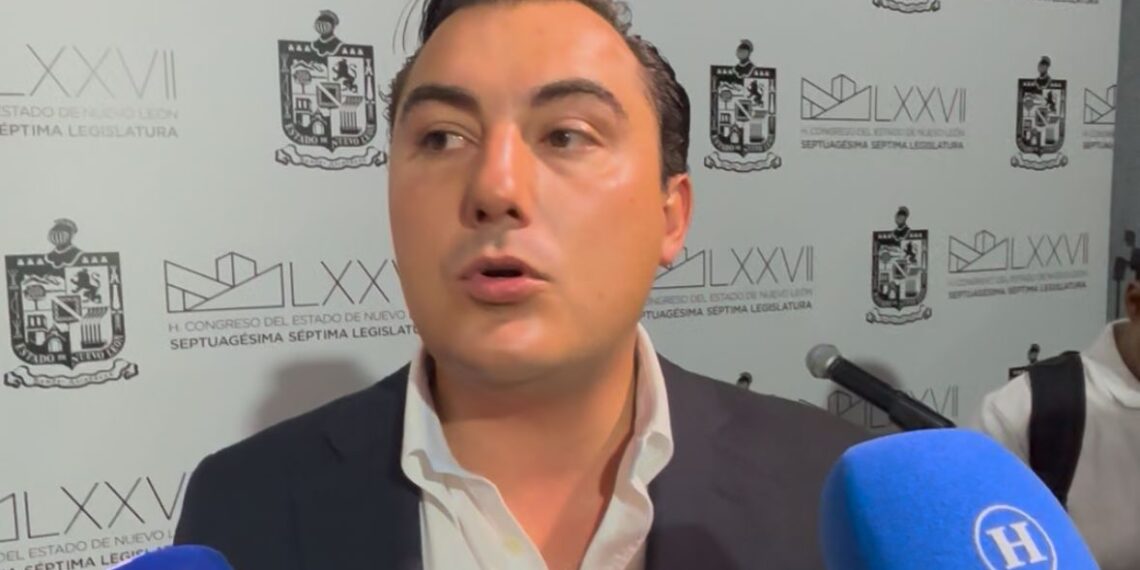 Manuel Guerra acusa abandono estatal en García: “No se vale mentir sobre el agua”