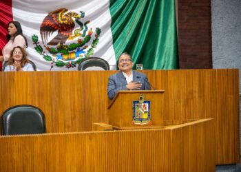 Congreso de Nuevo León inmortaliza legado de Mariano Escobedo en el Muro de Honor