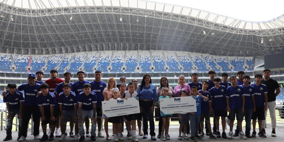 Itzel Castillo brinda recorrido mundialista a deportistas