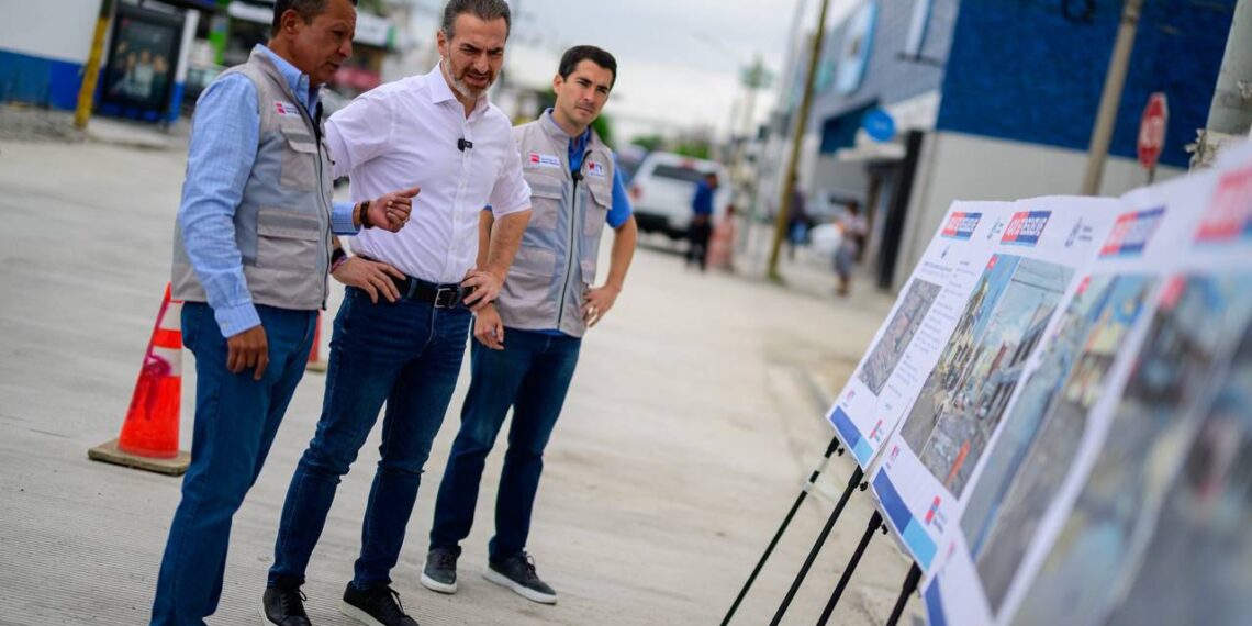 Adrián de la Garza abre circulación de calle Villagrán rehabilitada