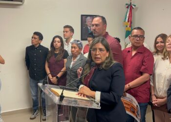Morena NL denunciará ante la FGR a Samuel García y Mariana Rodríguez