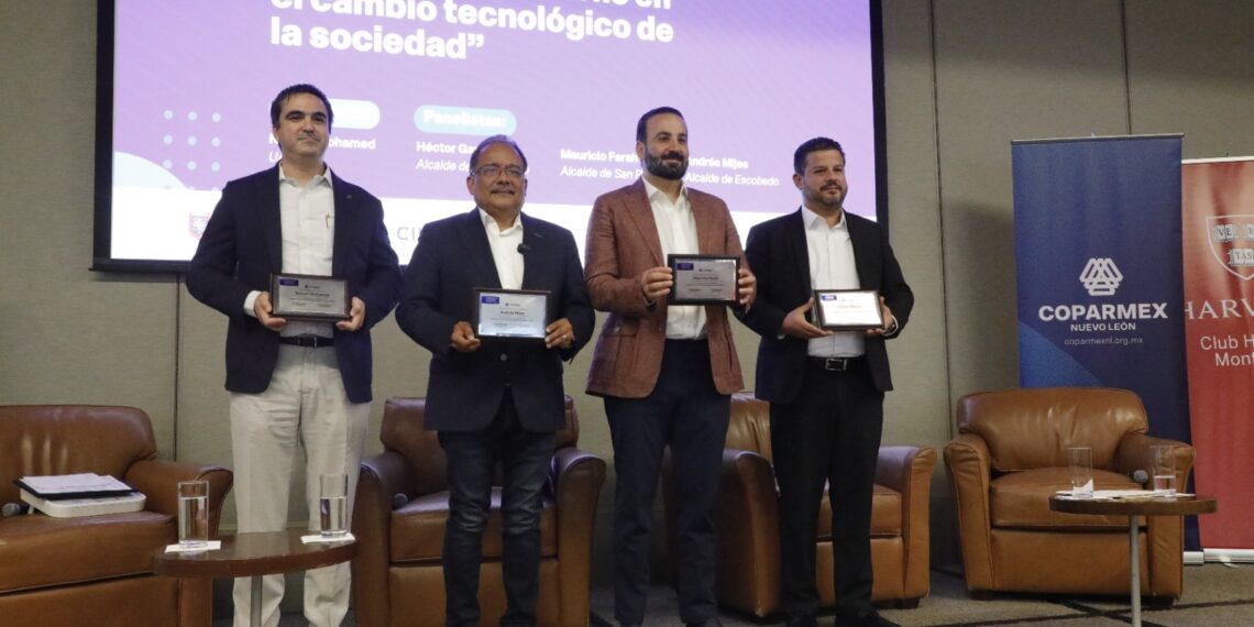 Escobedo destaca como ejemplo de innovación digital gubernamental