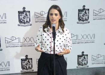 Lorena de la Garza acusa a Samuel y Morena de dejar a NL sin Presupuesto 2026
