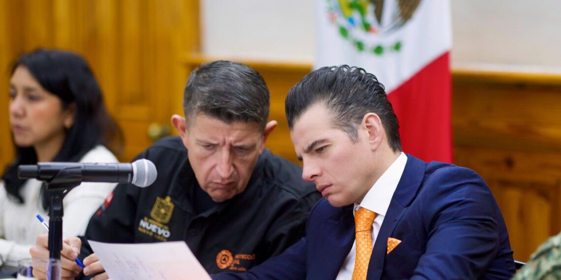 Miguel Flores supervisa capacitación de Protección Civil en escuelas