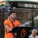 Samuel García entrega 30 nuevos camiones para fortalecer movilidad en el sur de Monterrey