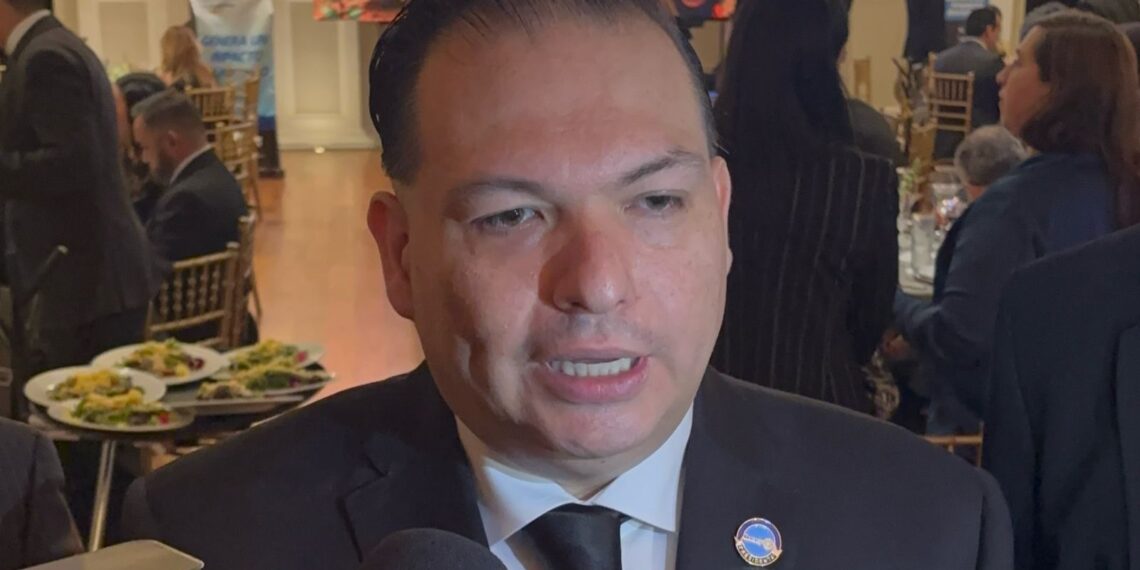 Asume David Rodríguez presidencia del Rotary Club Monterrey Obispado