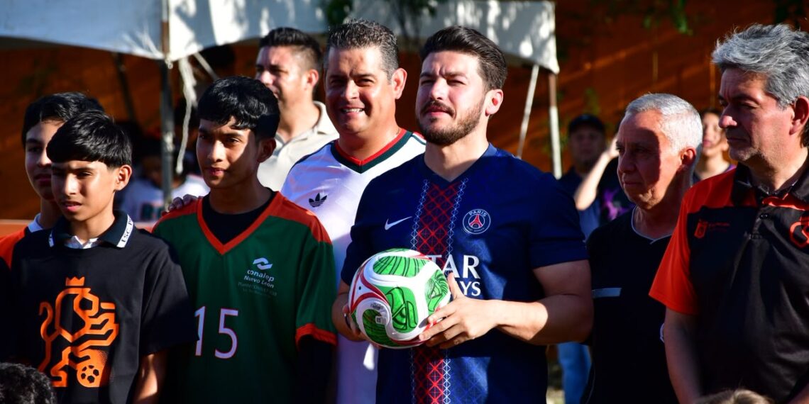 Gobernador inaugura cancha 550 previo al Mundial 2026