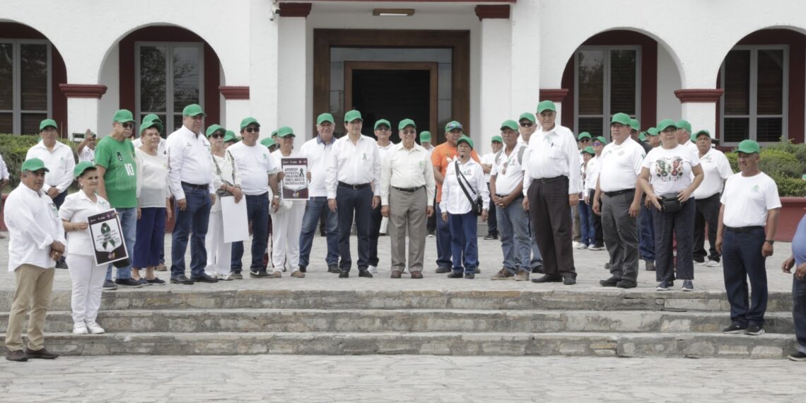 Escobedo promueve el respeto y la protección de los adultos mayores