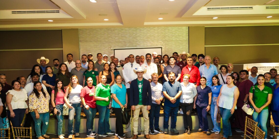 Veterinarios de Nuevo León fortalecen acciones contra el Gusano Barrenador