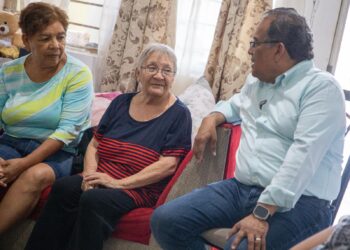 Mijes escucha a mujeres de Guadalupe y promete impulsar más oportunidades
