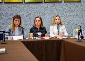 Congreso investiga presunta triangulación de recursos; Samuel responde