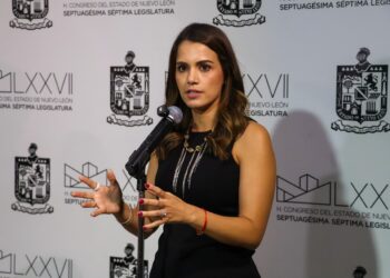 Lorena de la Garza cuestiona adeudos del Estado por más de 5 mil 500 millones de pesos