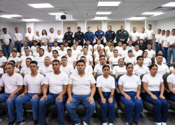 Ingresan 75 cadetes a la Academia de Policía de Monterrey