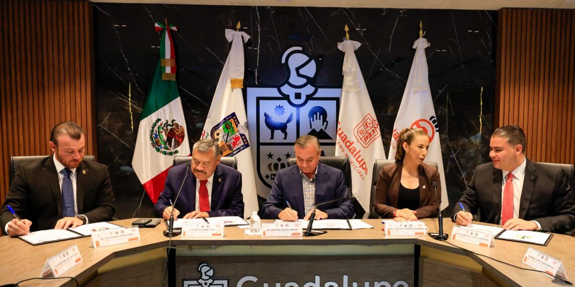 Guadalupe y la UANL impulsan alianza para acercar oportunidades educativas