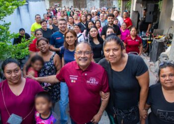 Andrés Mijes plantea crecimiento con orden y justicia social