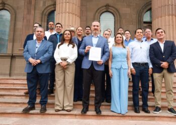 Alcaldes de Nuevo León exigen al Estado pago inmediato de adeudos municipales